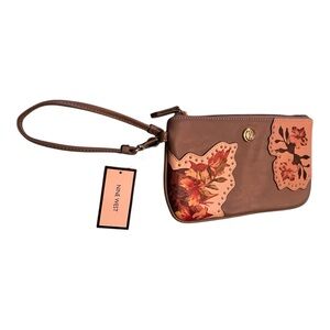 Nine West new with tags wristlet clutch floral